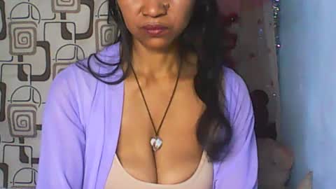 murielle online show from July 21, 2:07 pm