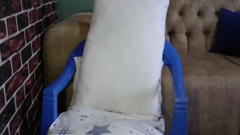 cute_sidney online show from February 6, 4:42 am