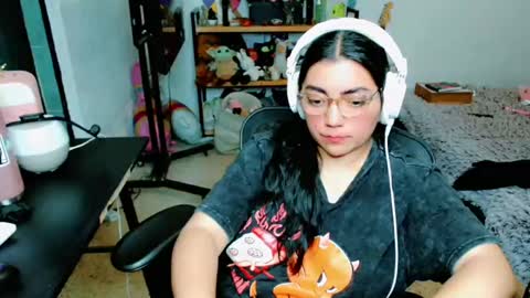 Snapshot of cuteambervi chatting on March 3, 12:56 am Princess Amber online show from March 3, 12:56 am