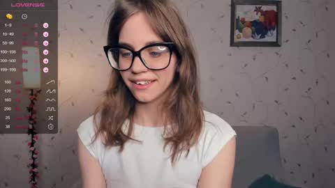 Snapshot of cutefluffy chatting on October 15, 8:00 pm Melisa online show from October 15, 8:00 pm