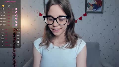 Snapshot of cutefluffy chatting on October 3, 8:14 pm Melisa online show from October 3, 8:14 pm