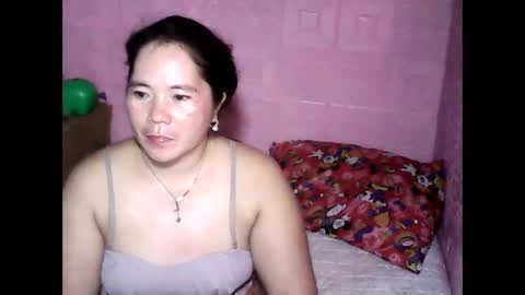 Snapshot of cutehornymom chatting on September 23, 2:54 am cutehornymom online show from September 23, 2:54 am