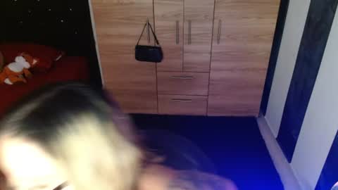 isabella online show from June 30, 7:02 pm