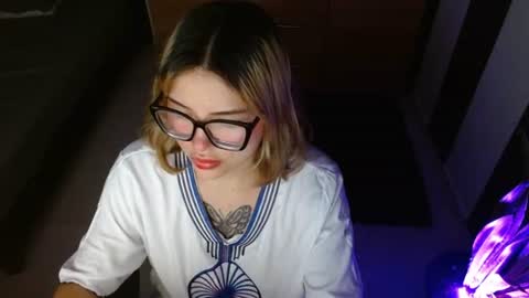 isabella online show from June 20, 6:44 pm