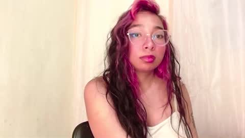 Snapshot of cutekairii chatting on September 24, 4:11 am Mishel online show from September 24, 4:11 am