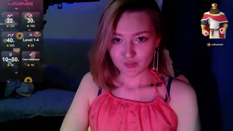 Snapshot of cutepie33 chatting on October 19, 7:21 am cutepie33 online show from October 19, 7:21 am