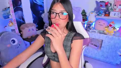 Snapshot of cutestephuwu chatting on February 2, 4:48 am - independent model online show from February 2, 4:48 am