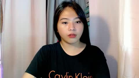 cute online show from February 15, 7:51 am