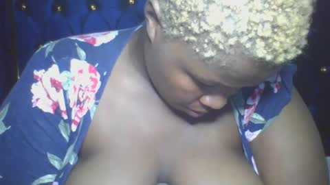 Snapshot of cutey_mellanin chatting on September 29, 6:57 pm cutey_mellanin online show from September 29, 6:57 pm