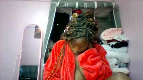 cutezola online show from November 20, 6:03 am