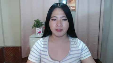 Snapshot of cutie_asianwoman chatting on December 22, 10:49 am cutie_asianwoman online show from December 22, 10:49 am