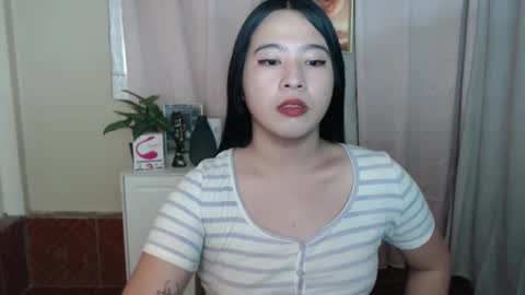 Snapshot of cutie_asianwoman chatting on January 19, 3:32 pm cutie_asianwoman online show from January 19, 3:32 pm