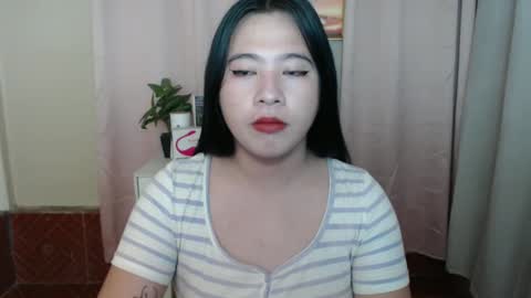 Snapshot of cutie_asianwoman chatting on January 9, 11:56 pm cutie_asianwoman online show from January 9, 11:56 pm