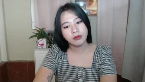 Snapshot of cutie_asianwoman chatting on January 21, 5:51 pm cutie_asianwoman online show from January 21, 5:51 pm