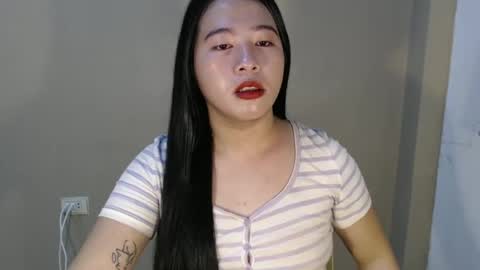 Snapshot of cutie_asianwoman chatting on February 22, 8:05 pm cutie_asianwoman online show from February 22, 8:05 pm
