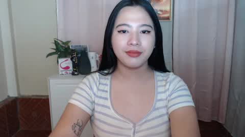 Snapshot of cutie_asianwoman chatting on February 1, 5:05 pm cutie_asianwoman online show from February 1, 5:05 pm
