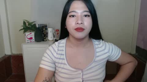 Snapshot of cutie_asianwoman chatting on February 8, 5:39 pm cutie_asianwoman online show from February 8, 5:39 pm
