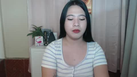 Snapshot of cutie_asianwoman chatting on January 14, 4:29 pm cutie_asianwoman online show from January 14, 4:29 pm