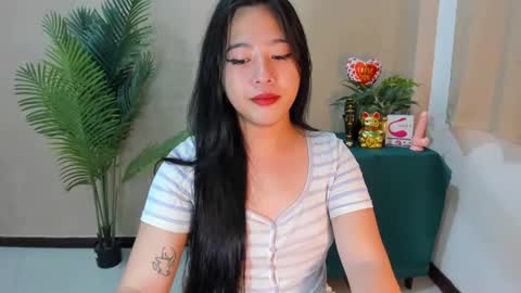 Snapshot of cutie_asianwoman chatting on September 15, 7:27 am cutie_asianwoman online show from September 15, 7:27 am