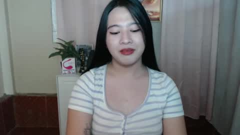 Snapshot of cutie_asianwoman chatting on January 23, 3:22 pm cutie_asianwoman online show from January 23, 3:22 pm