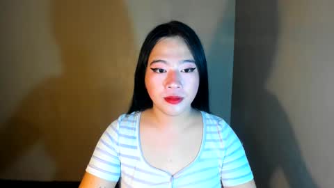 Snapshot of cutie_asianwoman chatting on February 15, 7:28 pm cutie_asianwoman online show from February 15, 7:28 pm