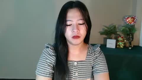 Snapshot of cutie_asianwoman chatting on March 9, 11:03 pm cutie_asianwoman online show from March 9, 11:03 pm