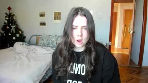 Pearl online show from February 21, 8:26 am