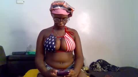 CUTIE online show from March 13, 8:43 pm