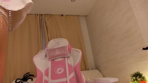 Anika online show from October 2, 2:22 pm