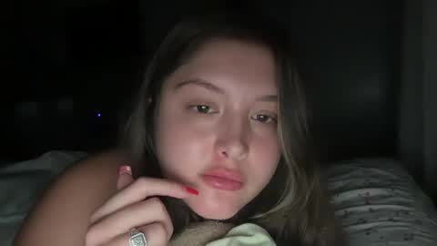 Snapshot of cutieoggg420 chatting on September 30, 3:56 am Cutieoggg420 online show from September 30, 3:56 am