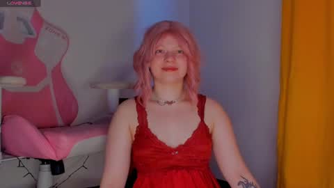 CutieSue online show from July 1, 2:44 am