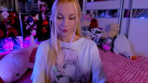 Snapshot of cuttie_ponyy chatting on September 13, 8:28 pm Nora online show from September 13, 8:28 pm