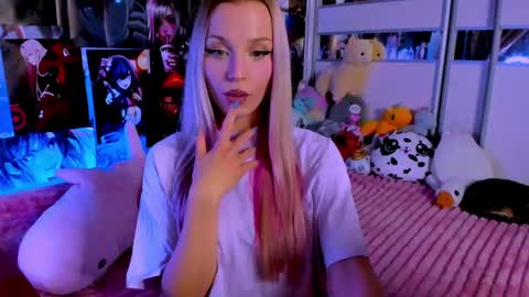 Snapshot of cuttie_ponyy chatting on December 29, 9:30 pm Nora online show from December 29, 9:30 pm
