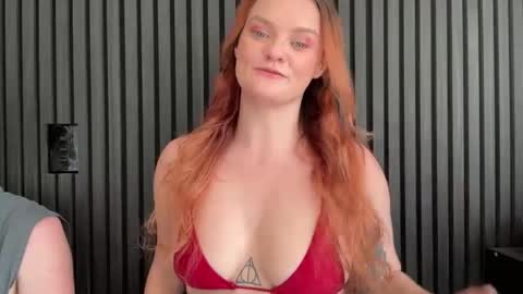 CyberCandace online show from April 5, 2:32 am