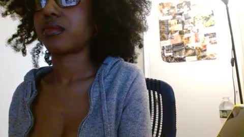 Cyber Ebony online show from October 4, 5:13 am