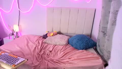 cynthia_edenroom online show from December 4, 5:14 pm