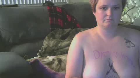 Snapshot of daddysfckpet chatting on September 23, 5:38 am Daddysfckpet online show from September 23, 5:38 am