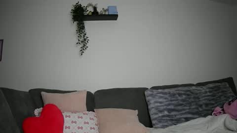 daddys good girl online show from April 25, 8:06 am