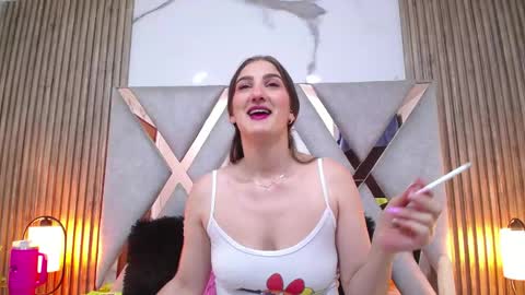 Dafne Castro online show from April 21, 7:32 pm