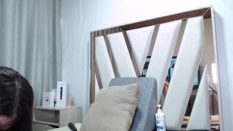 dafne_quenn online show from March 11, 12:17 pm