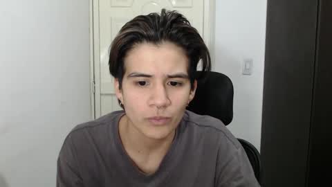 Snapshot of dahliarios chatting on January 18, 4:48 am lorena online show from January 18, 4:48 am