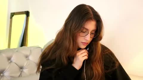 Snapshot of daisha_riley chatting on October 20, 1:47 pm Lauren online show from October 20, 1:47 pm