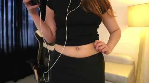 Lauren            online show from November 18, 2:51 pm