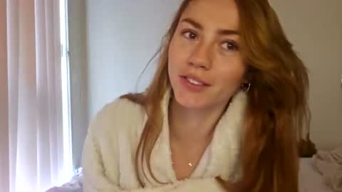 Daisy online show from July 7, 2:36 am