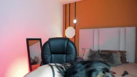 Dakhota online show from April 19, 4:34 am