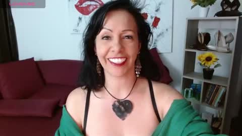 Snapshot of dakota_jobs chatting on September 18, 11:03 pm Dakota Jobs online show from September 18, 11:03 pm