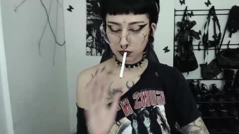 dakota online show from November 21, 4:58 am