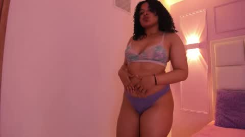 dakota_mars online show from November 9, 1:18 pm