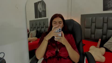 Dakota  online show from February 3, 12:32 pm