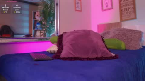 dakotaa online show from April 24, 5:38 pm